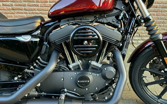 Gebrauchtmotorrad Harley-Davidson Sportster XL 1200NS Iron - Bild 2
