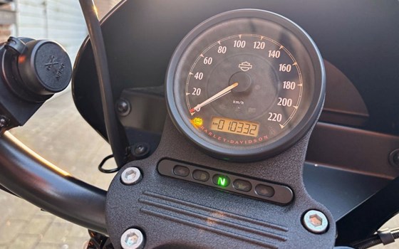 Gebrauchtmotorrad Harley-Davidson Sportster XL 1200NS Iron - Bild 4