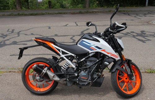 Gebrauchtmotorrad KTM 125 Duke