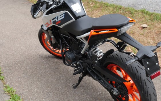 Gebrauchtmotorrad KTM 125 Duke - Bild 6