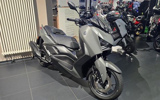 Gebrauchtmotorrad Yamaha XMAX 125 - Bild 3