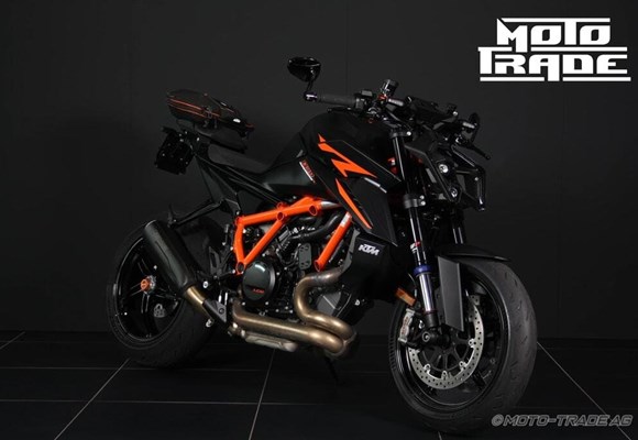 KTM 1390 Super Duke R