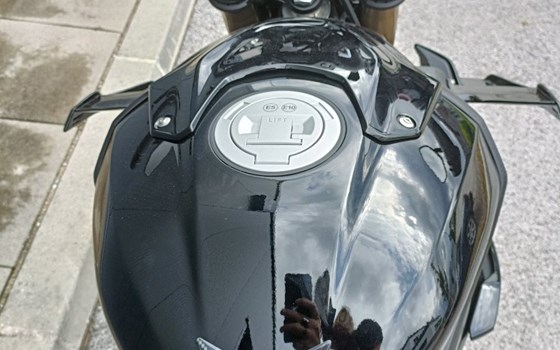 Gebrauchtmotorrad BMW S 1000 R - Bild 16 Gebrauchtmotorrad BMW S 1000 R - Bild 16