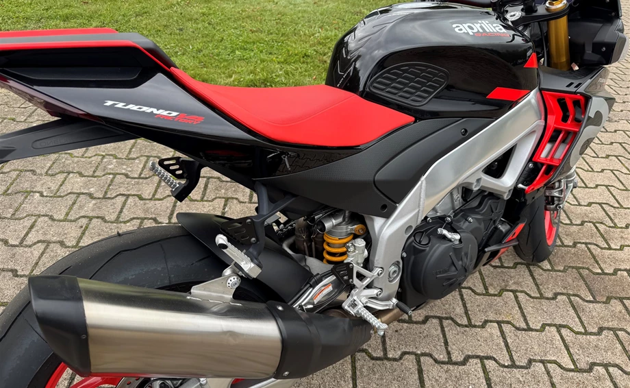 Angebot Aprilia Tuono V4 1100 Factory Bild 15: Angebot Aprilia Tuono V4 1100 Factory