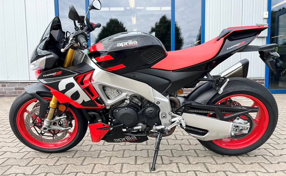 Angebot Aprilia Tuono V4 1100 Factory Bild 6: Angebot Aprilia Tuono V4 1100 Factory