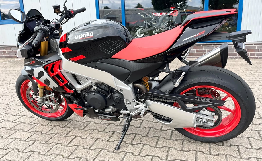 Angebot Aprilia Tuono V4 1100 Factory Bild 10: Angebot Aprilia Tuono V4 1100 Factory