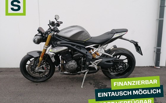 Gebrauchtmotorrad Triumph Speed Triple 1200 RS - Bild 1 Gebrauchtmotorrad Triumph Speed Triple 1200 RS - Bild 1