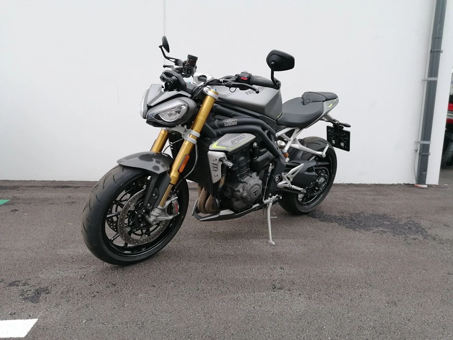 Angebot Triumph Speed Triple 1200 RS Bild 3: Angebot Triumph Speed Triple 1200 RS