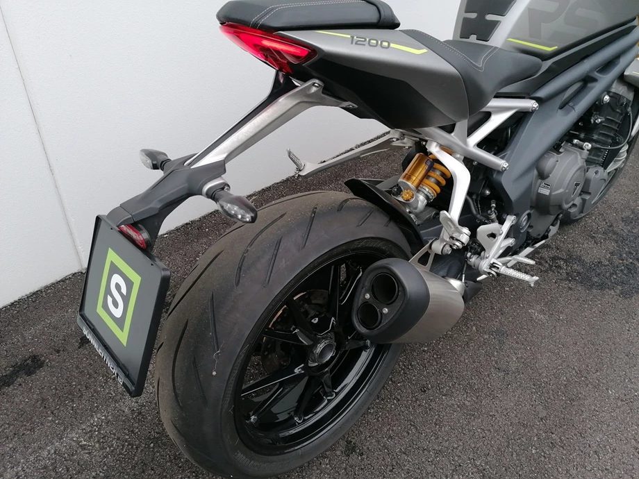 Angebot Triumph Speed Triple 1200 RS Bild 8: Angebot Triumph Speed Triple 1200 RS