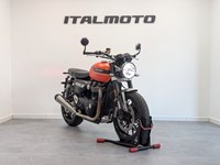 Gebrauchtmotorrad Triumph Speed Twin 1200