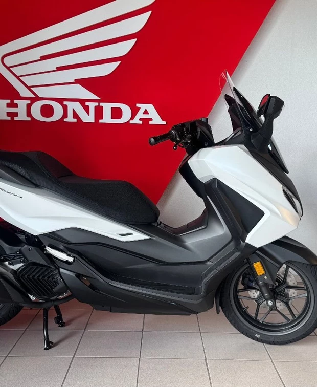 Honda Forza 125