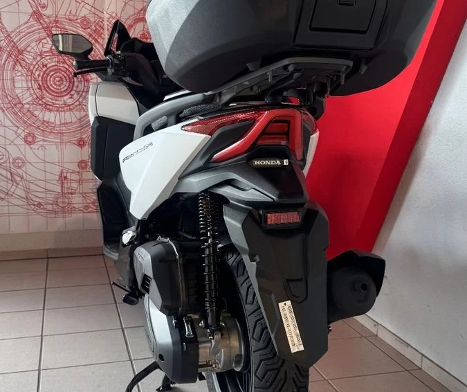 Angebot Honda Forza 125 Bild 4: Angebot Honda Forza 125
