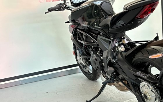 Gebrauchtmotorrad MV Agusta Brutale 800 R - Bild 7