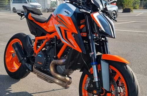 Gebrauchtmotorrad KTM 1290 Super Duke R EVO