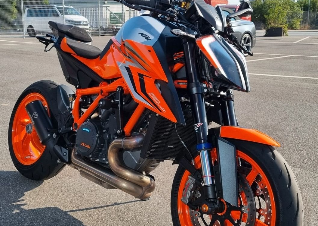 Angebot KTM 1290 Super Duke R EVO