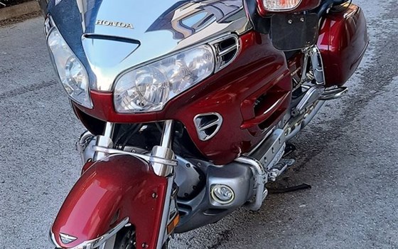 Gebrauchtmotorrad Honda GL 1800 Goldwing - Bild 1 Gebrauchtmotorrad Honda GL 1800 Goldwing - Bild 1
