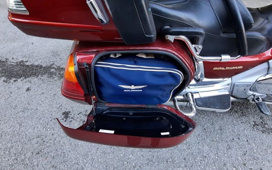 Gebrauchtmotorrad Honda GL 1800 Goldwing - Bild 3 Gebrauchtmotorrad Honda GL 1800 Goldwing - Bild 3