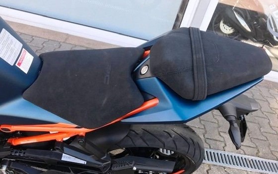 Gebrauchtmotorrad KTM RC 390 - Bild 4