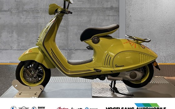 Gebrauchtmotorrad Vespa 946 125 i.e. 3V ABS - Bild 2
