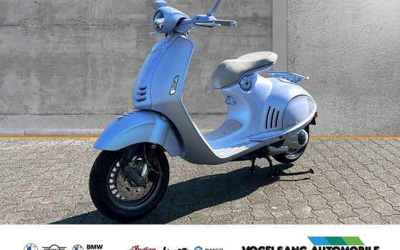 Neufahrzeug Vespa 946 Snake - Bild 1