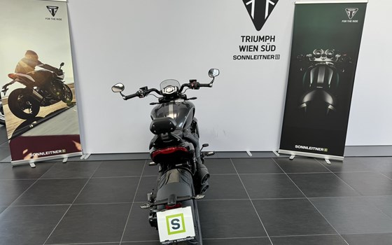 Neufahrzeug Triumph Rocket 3 Storm GT - Bild 4 Neufahrzeug Triumph Rocket 3 Storm GT - Bild 4