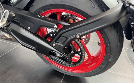 Neufahrzeug Triumph Trident 660 Triple Tribute - Bild 6