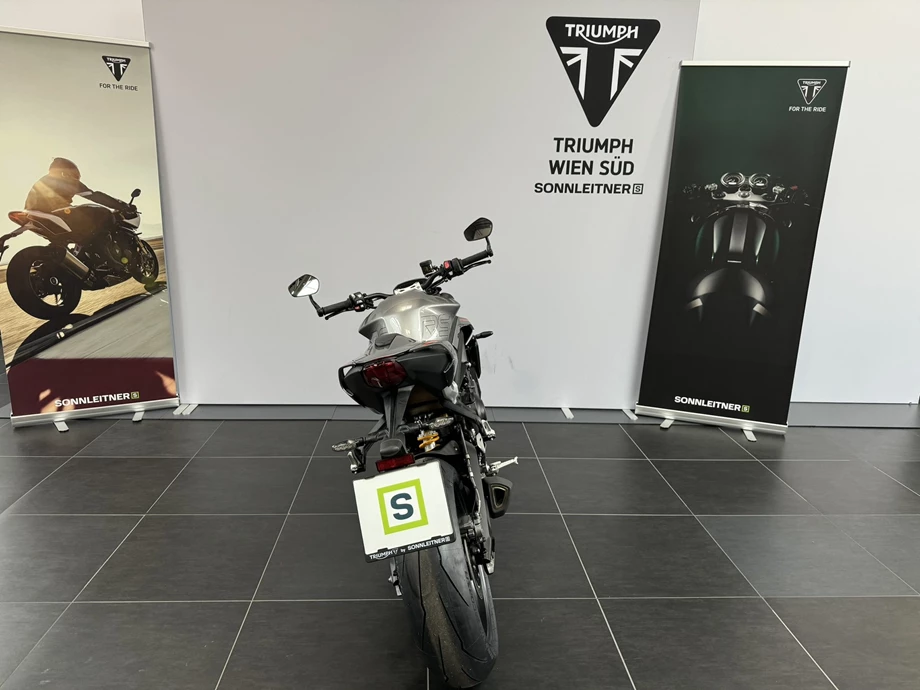 Angebot Triumph Street Triple 765 R A2 Bild 4: Angebot Triumph Street Triple 765 R A2