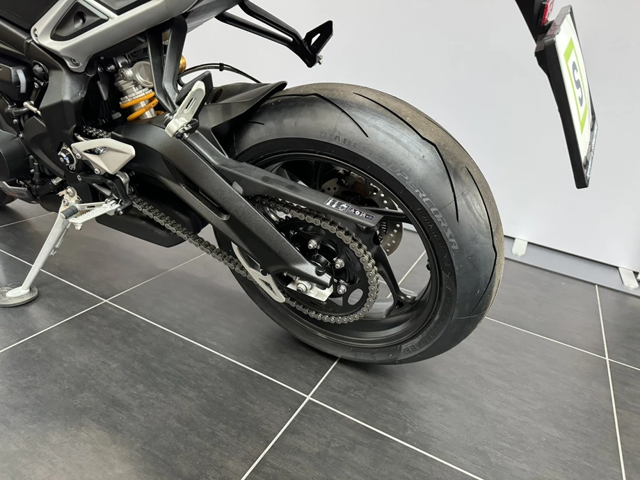 Angebot Triumph Street Triple 765 R A2 Bild 6: Angebot Triumph Street Triple 765 R A2