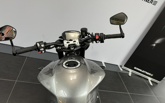 Neufahrzeug Triumph Street Triple 765 R A2 - Bild 7 Neufahrzeug Triumph Street Triple 765 R A2 - Bild 7