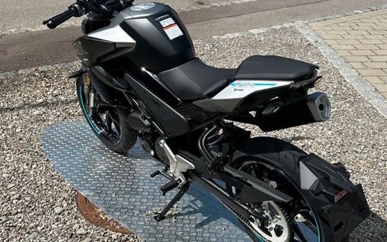 Neufahrzeug CFMOTO 125NK - Bild 6