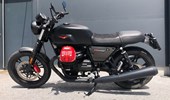 Moto Guzzi V7 III Carbon
