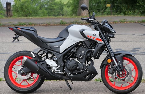 Gebrauchtmotorrad Yamaha MT-03
