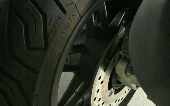 Gebrauchtmotorrad Honda Forza 125 - Bild 11