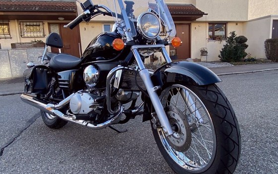 Gebrauchtmotorrad Honda VT 125 Shadow - Bild 1