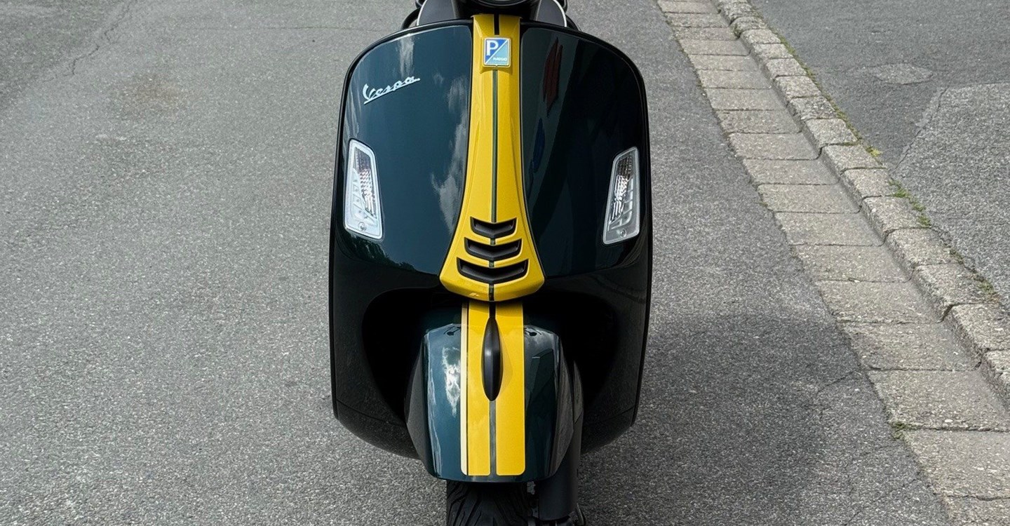 Angebot Vespa GTS 125 Super Racing Sixties
