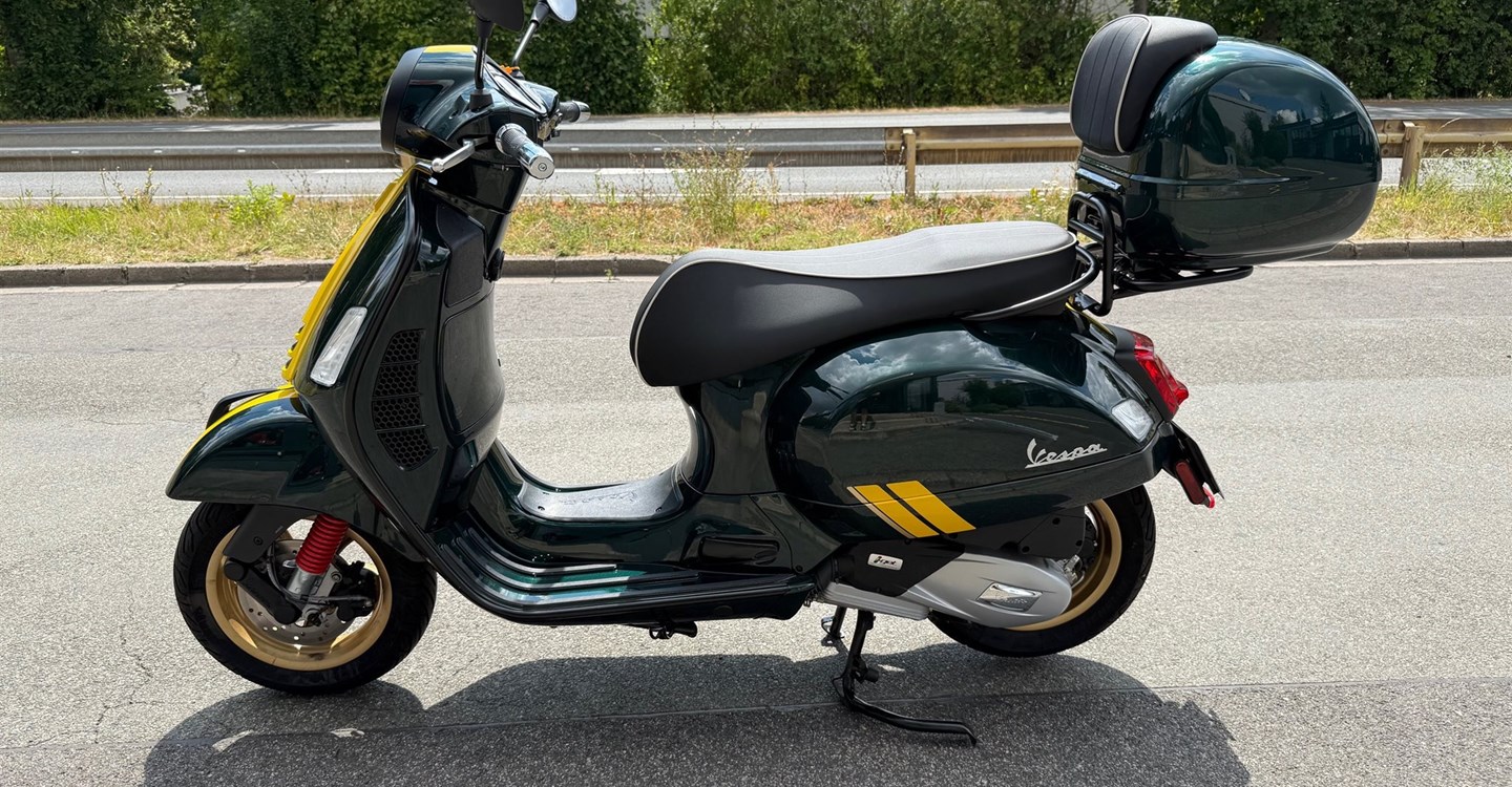 Angebot Vespa GTS 125 Super Racing Sixties