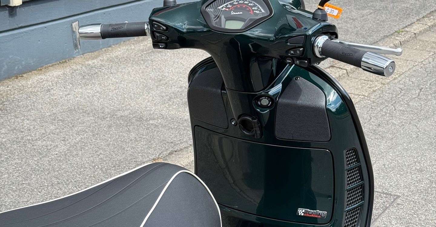 Angebot Vespa GTS 125 Super Racing Sixties