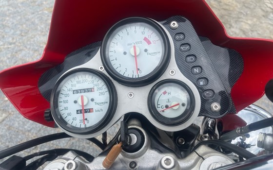 Gebrauchtmotorrad Triumph Speed Triple 900 T 509 - Bild 6 Gebrauchtmotorrad Triumph Speed Triple 900 T 509 - Bild 6