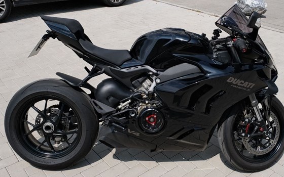 Gebrauchtmotorrad Ducati Panigale V4 - Bild 1