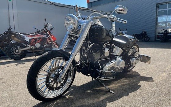 Gebrauchtmotorrad Harley-Davidson Softail Fat Boy FLSTF - Bild 11 Gebrauchtmotorrad Harley-Davidson Softail Fat Boy FLSTF - Bild 11
