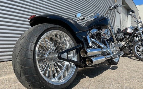 Gebrauchtmotorrad Harley-Davidson Softail Fat Boy FLSTF - Bild 9 Gebrauchtmotorrad Harley-Davidson Softail Fat Boy FLSTF - Bild 9