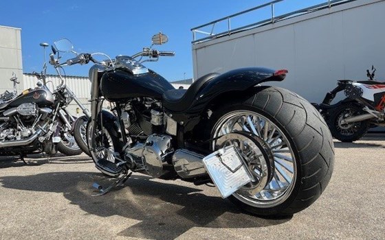 Gebrauchtmotorrad Harley-Davidson Softail Fat Boy FLSTF - Bild 10 Gebrauchtmotorrad Harley-Davidson Softail Fat Boy FLSTF - Bild 10