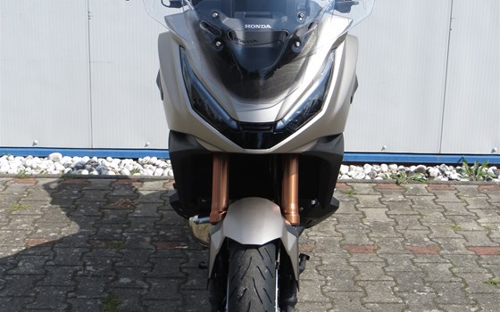 Neufahrzeug Honda NT1100 DCT Electronic Suspension - Bild 4