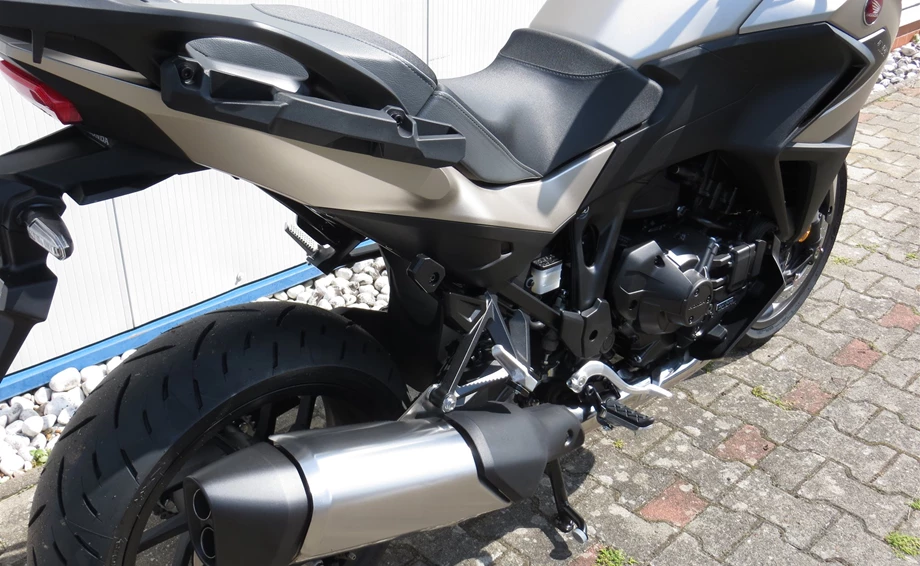 Angebot Honda NT1100 DCT Electronic Suspension Bild 10: Angebot Honda NT1100 DCT Electronic Suspension