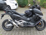 Honda Forza 750
