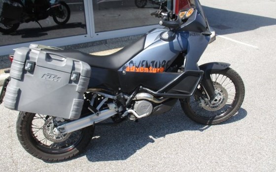 Gebrauchtmotorrad KTM 990 Adventure - Bild 4 Gebrauchtmotorrad KTM 990 Adventure - Bild 4