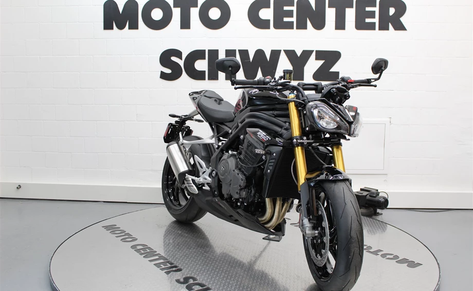 Angebot Triumph Speed Triple 1200 RS Bild 2: Angebot Triumph Speed Triple 1200 RS