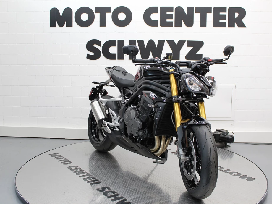 Angebot Triumph Speed Triple 1200 RS Bild 2: Angebot Triumph Speed Triple 1200 RS