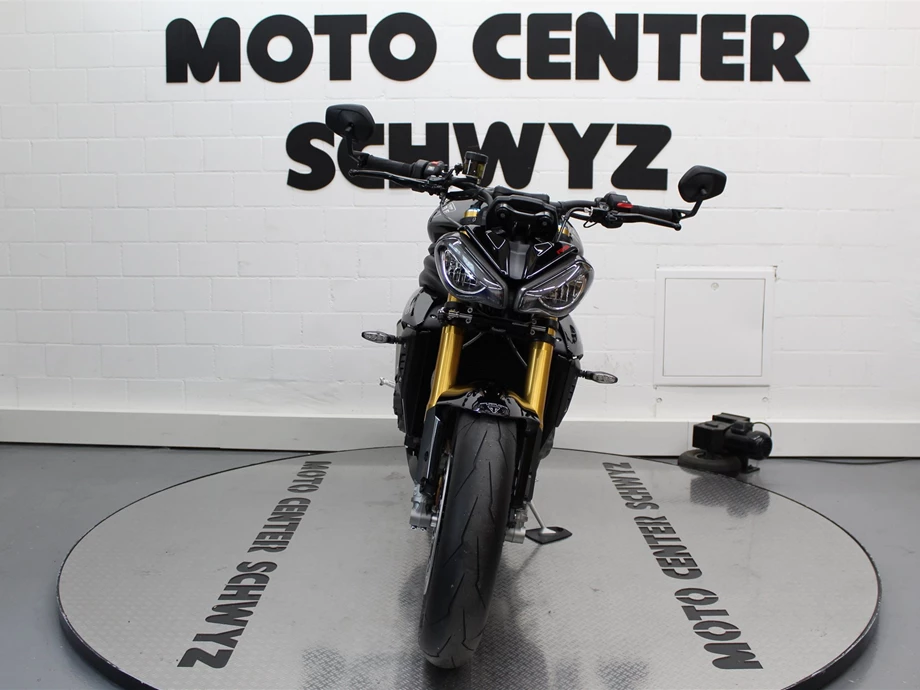 Angebot Triumph Speed Triple 1200 RS Bild 3: Angebot Triumph Speed Triple 1200 RS