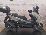 Honda Forza 350